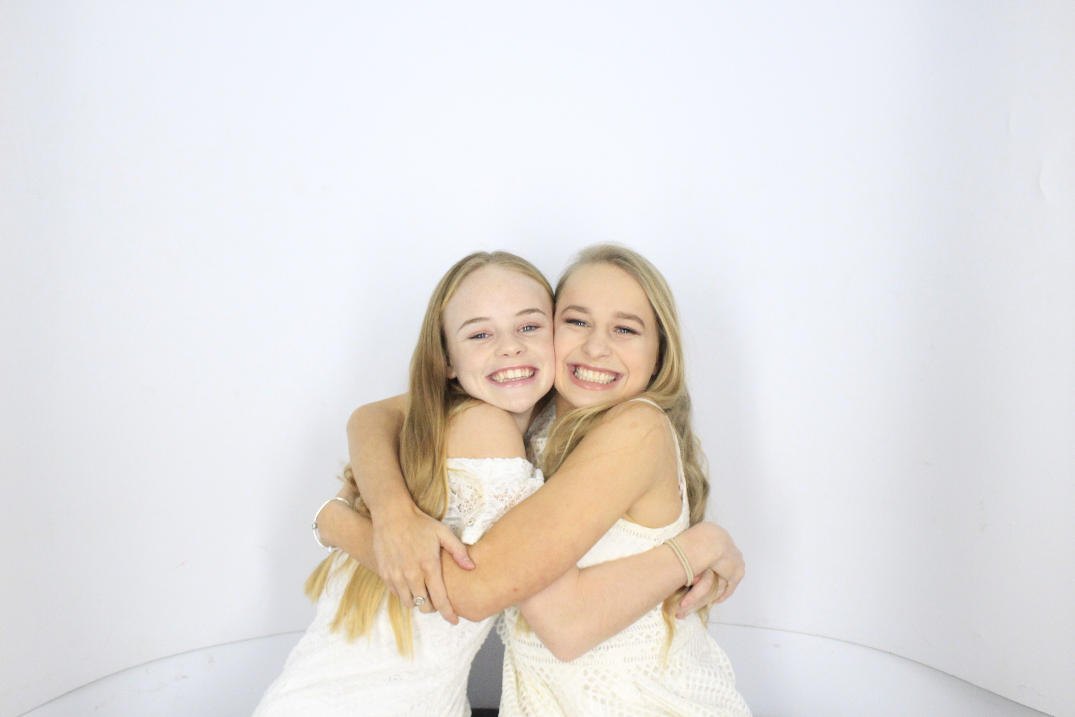 Issy & Alice's 18th Birthday Party | View more photos from the event at gallery.myphotoboothexperience.co.uk/u/MyPhotoBoothExperienceLtd/Issy-Alices-18th-Birthday-Party